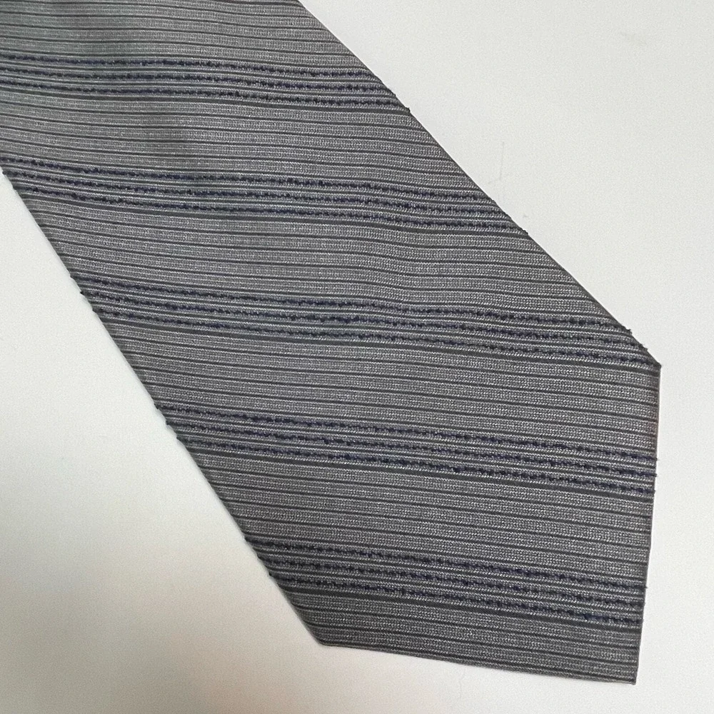 Donna Karan‎ Signature Necktie Gray Black Striped